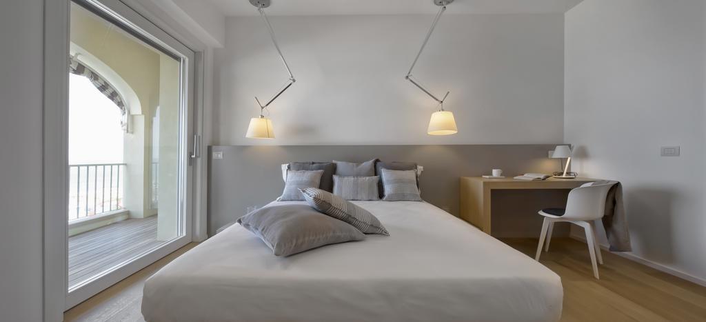Luxury Suites Collection - Milano 33 Riccione Luaran gambar